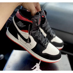 Nike Air Jordan  Preto / Vermelho
