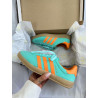 gazelle verde agua