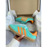 gazelle verde agua