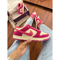 Dunk pink