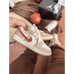 Nike JORDAN low bege cacau