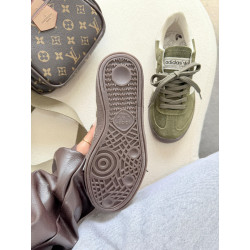 Adidas Spezial ( em couro )Verde musgo