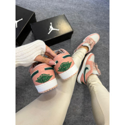 Jordan low Flamingo/verde