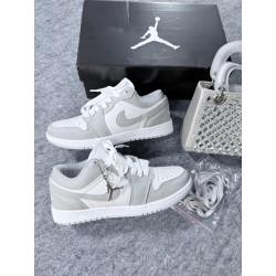 Jordan low Cinza/Branco