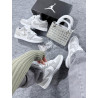 Jordan low Cinza/Branco
