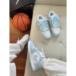 Jordan low azul bebê