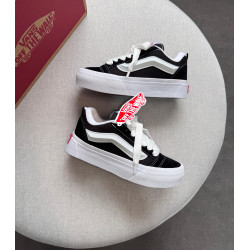 Vans KNU modelo plataforma