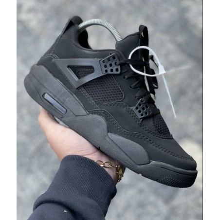 Jordan 4 retrô preto