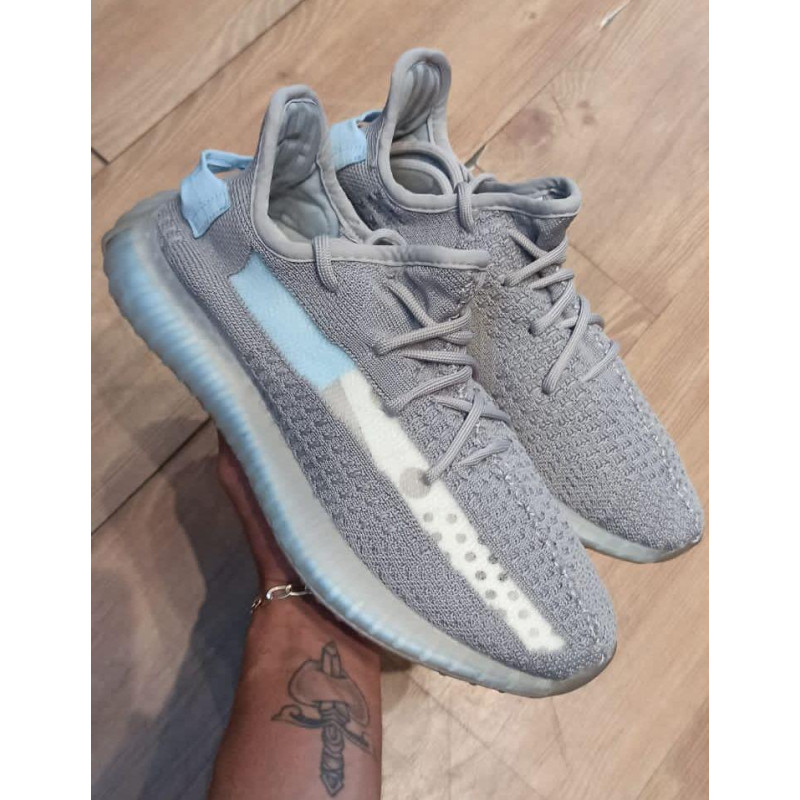 ADIDAS YEEZY CINZA