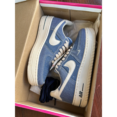 Jeans for hot sale air force 1