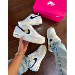 Nike air force 07 branco e preto